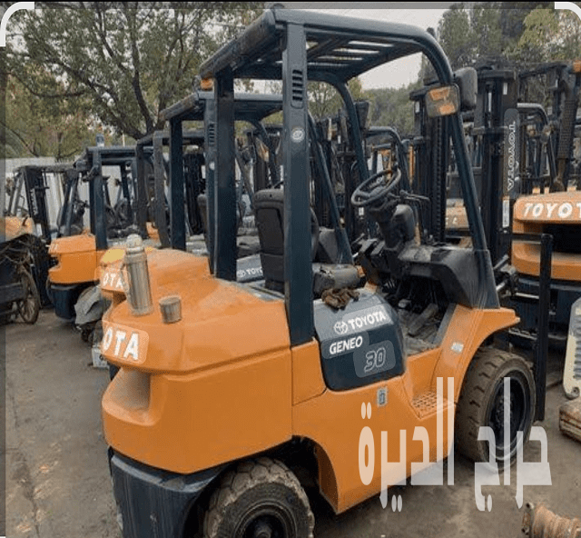 فوركلفت للإيجار في الرياض الدمام اا