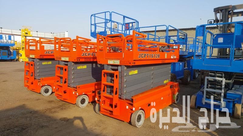 سيزر لفت Scissor Lift للإيجار في جدة 8م 10م